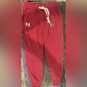 size small, maroon under armor sweatpants